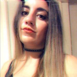 Meet your Posher, Candelaria